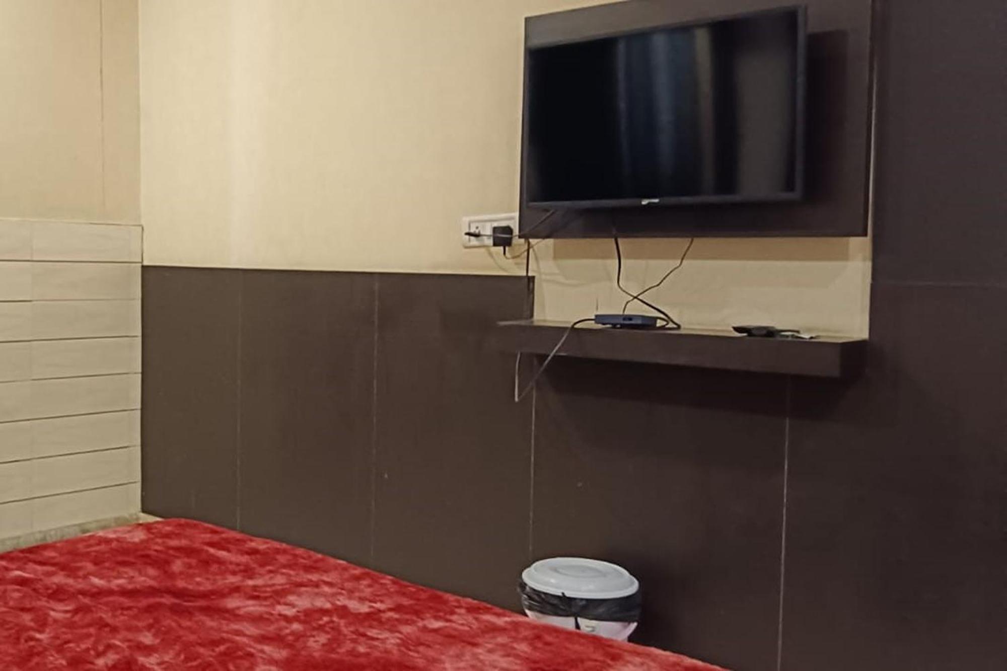 Hotel Shree Kanta Gurgaon Dış mekan fotoğraf