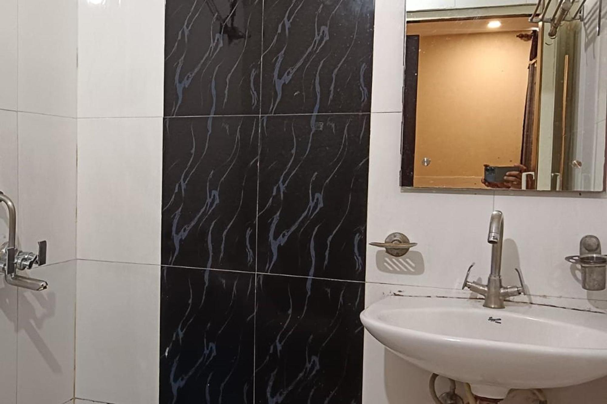 Hotel Shree Kanta Gurgaon Dış mekan fotoğraf