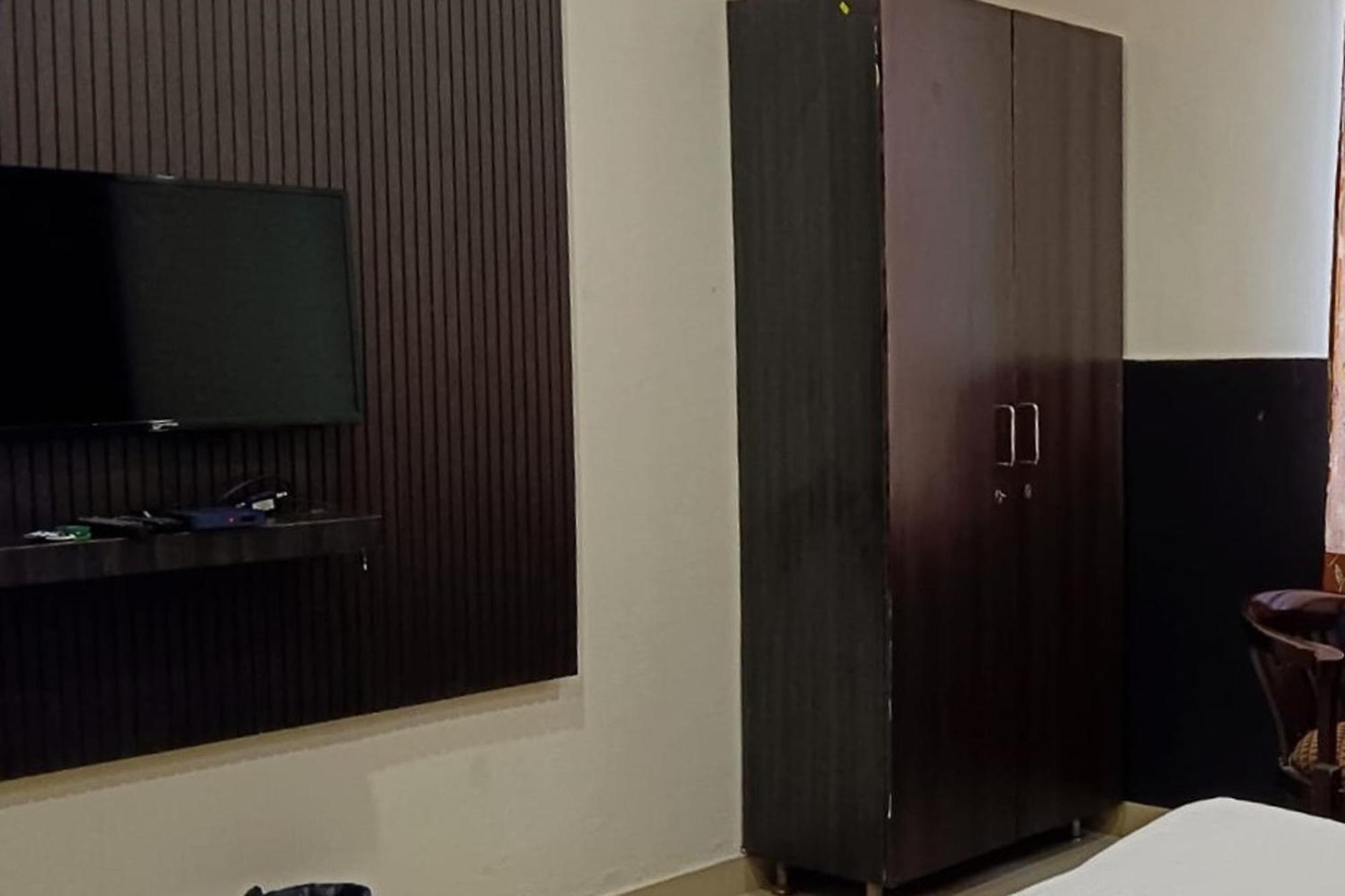 Hotel Shree Kanta Gurgaon Dış mekan fotoğraf