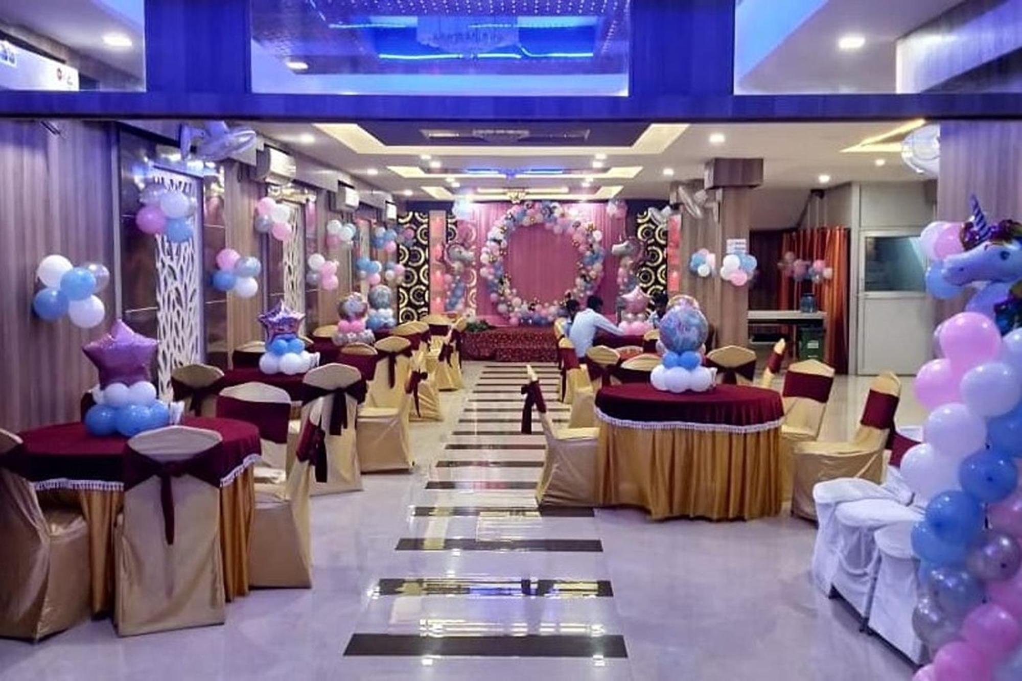 Hotel Shree Kanta Gurgaon Dış mekan fotoğraf