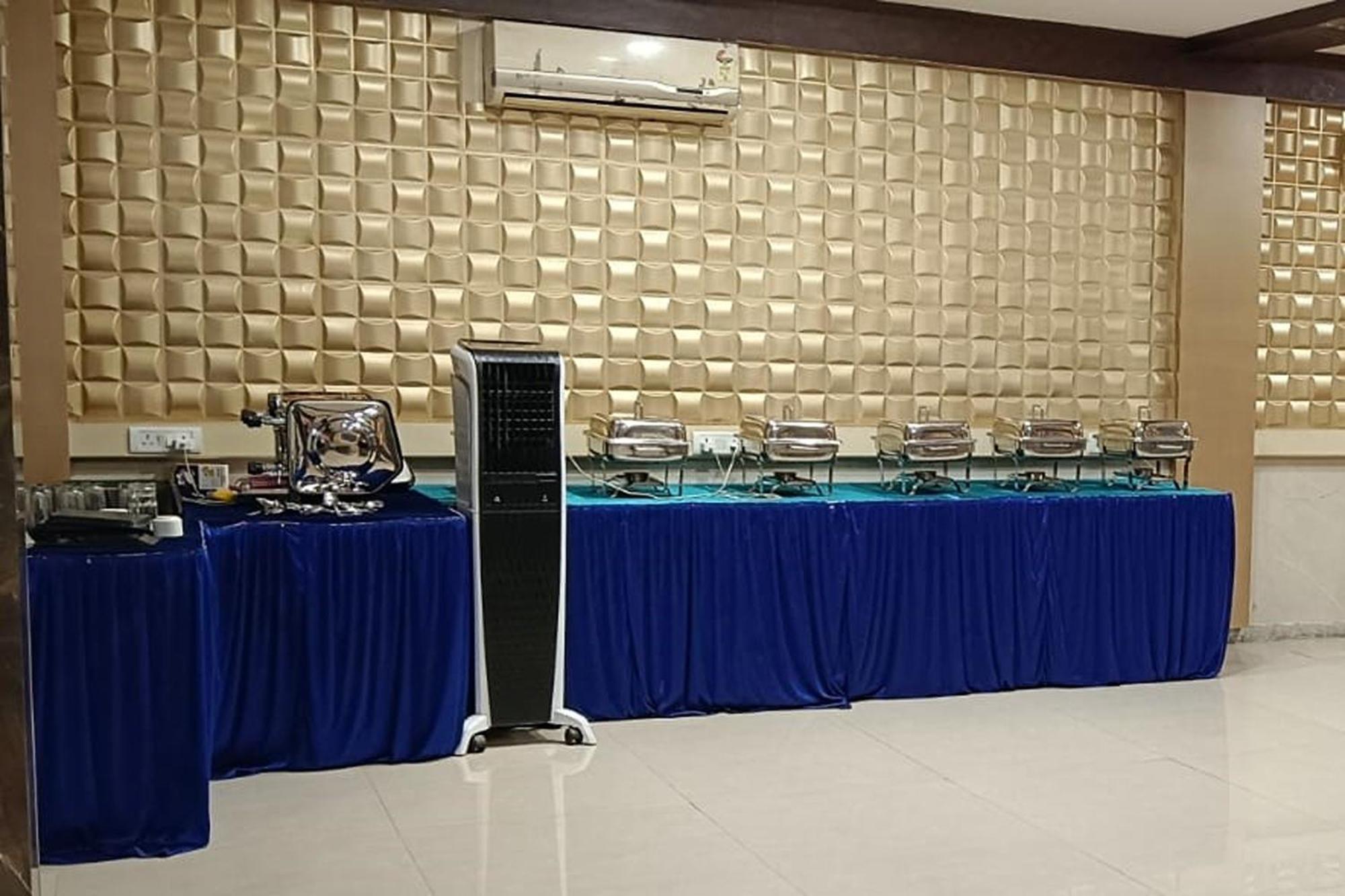 Hotel Shree Kanta Gurgaon Dış mekan fotoğraf